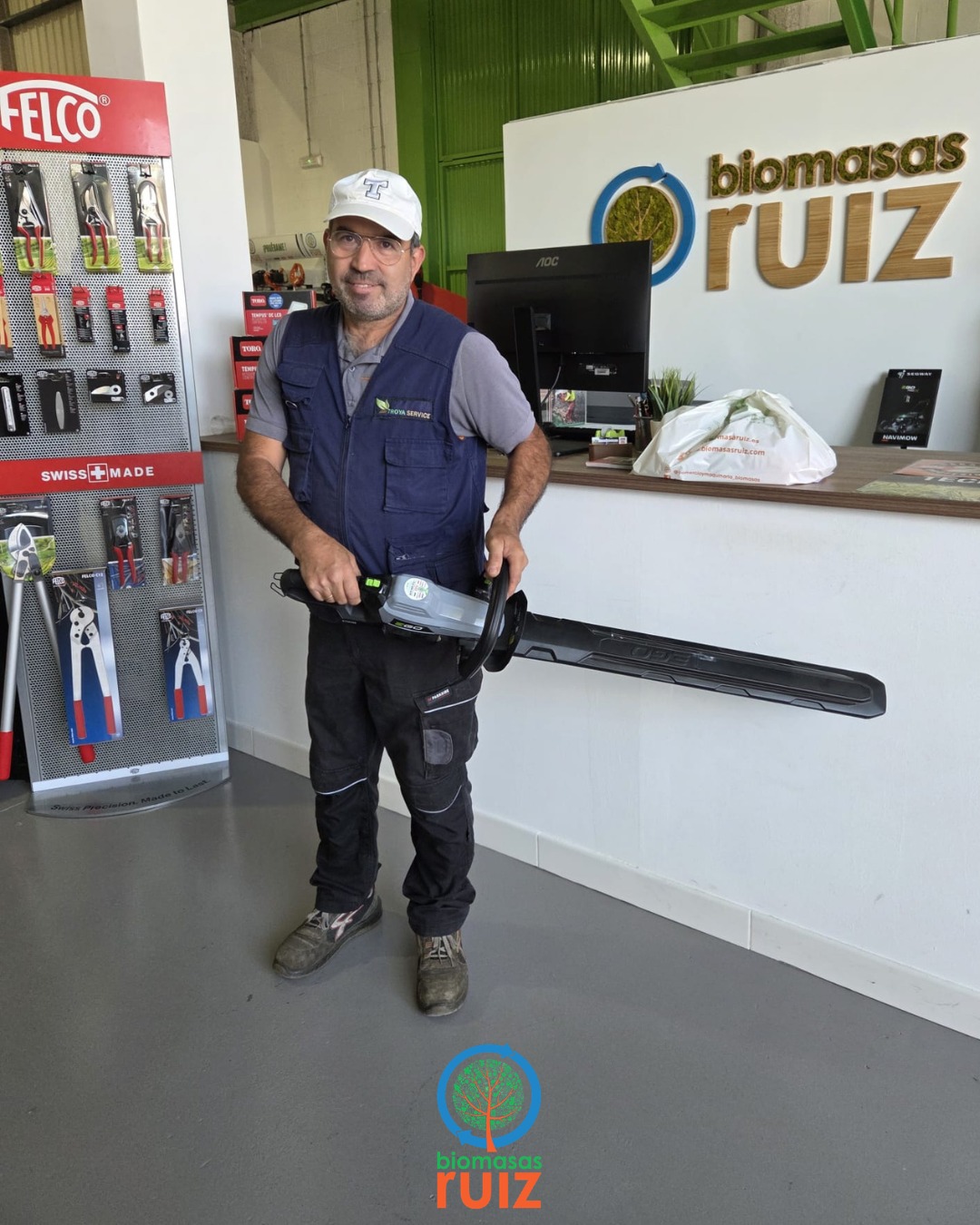 Cliente satisfecho con Soplador EGO a batería — Biomasas Ruiz